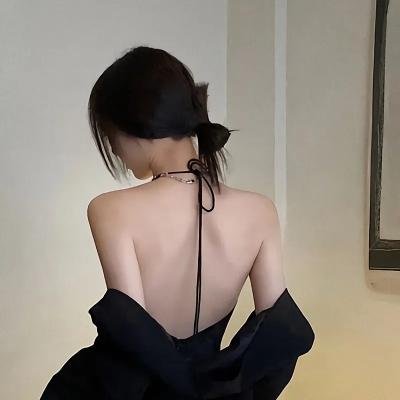 幸福是一尾皱颈蜥蜴